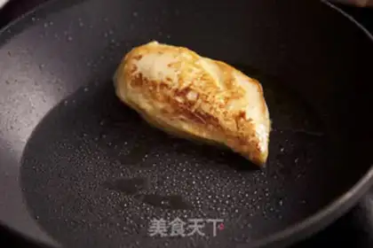 Make Rose-smoky chicken gravy step 1