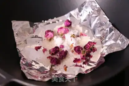 Make Rose-smoky chicken gravy step 2