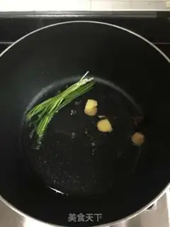 Make Shrimp sauce step 1