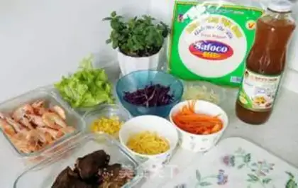 Make Vietnam Crystal Spring Roll step 2