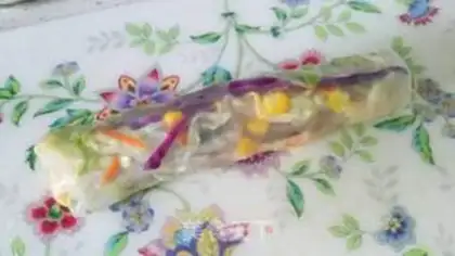 Make Vietnam Crystal Spring Roll step 5