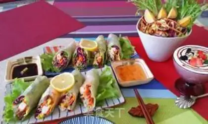 Make Vietnam Crystal Spring Roll step 7