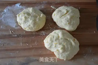 Make Chinese orange toast step 7