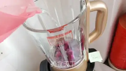 Make Nutritional good potato juice step 1
