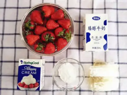 Make Strawberry milk pudding step 0