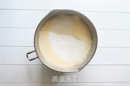 Make Rainbow cake step 2