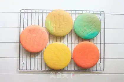 Make Rainbow cake step 9