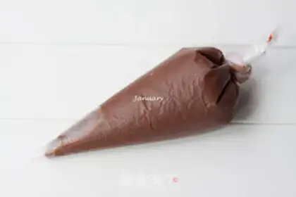 Make Chocolate Madeleine step 4