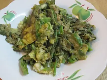 Make Fried goose eggs step 7