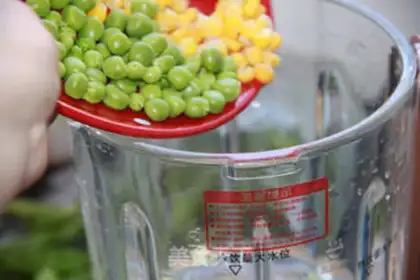 Make Pea corn juice step 1