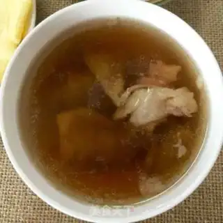 Make Fish geled dates, bone soup step 2