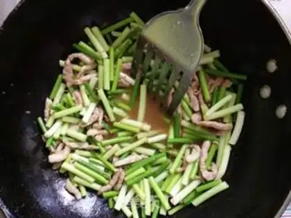 Make Garlic fried meat step 6