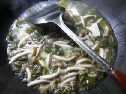 Make Snowgrass mushroom tofu soup step 4