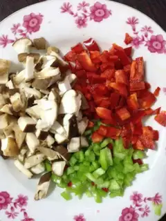 Make Egg tofu steamed meat step 0
