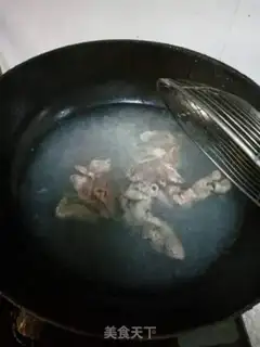 Make Lamb radish soup step 1