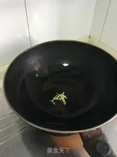 Make A dry pot of tea and mushrooms step 5