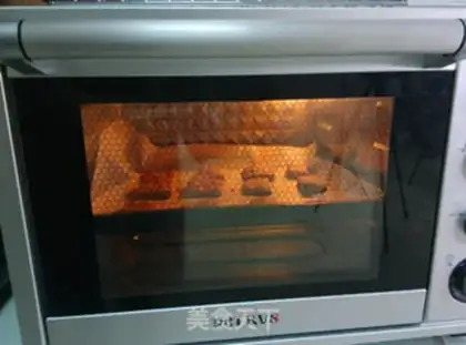 Make Red sugar walnut cookies step 6