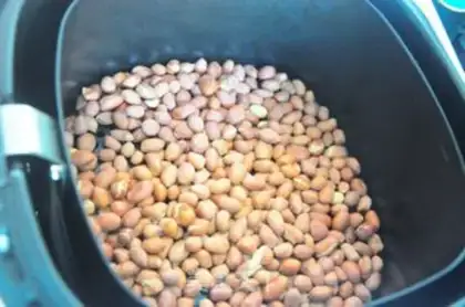 Make Brazilian chestnut butter step 1