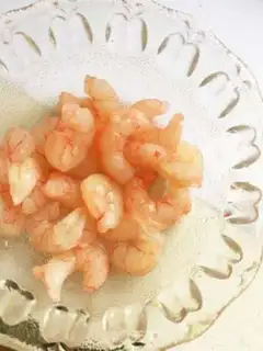 Make A wide sausage seafood step 0