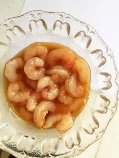Make A wide sausage seafood step 1