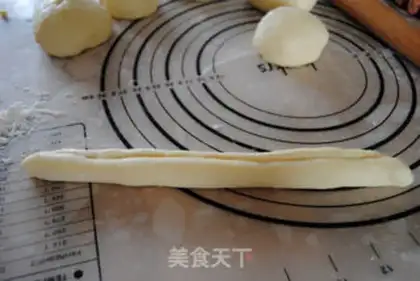 Make Intestine bread step 8