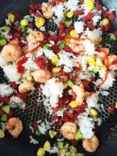 Make A wide sausage seafood step 3