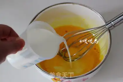 Make Strawberry Band step 2