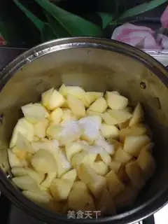 Make Almond caramel apple pie step 4