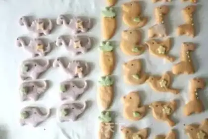 Make Children cartoon veggie buns step 7