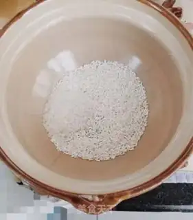Make Duck stand soup step 0