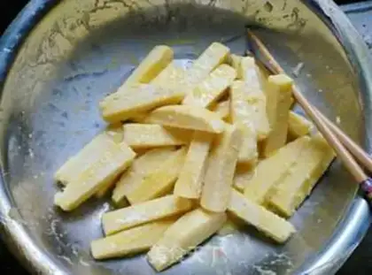 Make Gold fried buns step 2