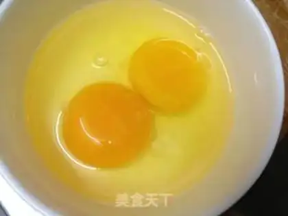 Make Eggs step 1