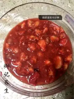 Make Strawberry jam step 4
