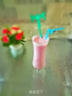 Make Strawberry shakes step 5