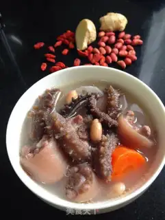 Make Soup from the hogtails of the sea cucumber step 8