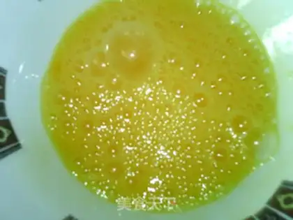 Make Onion egg fried all the wheat toast step 4