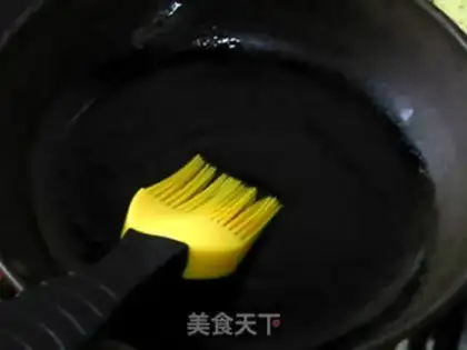 Make Onion egg fried all the wheat toast step 5