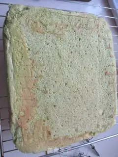 Make Cake cream rolls step 5