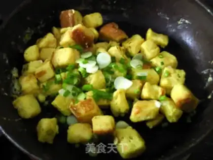 Make Onion egg fried all the wheat toast step 9