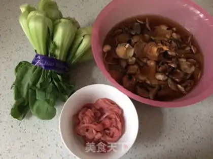 Make Mushrooms, fried meat step 0