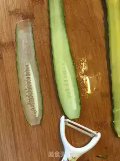 Make Cool cucumber rolls step 2