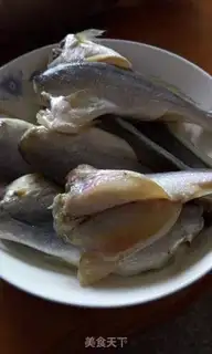 Make The yellow fish step 0