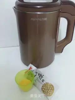 Make Corn slag and soy sauce step 0