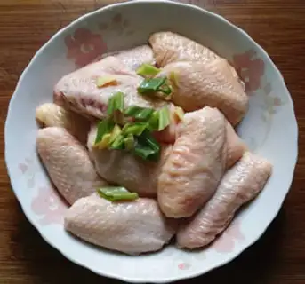 Make Korean fried chicken wings step 1