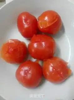 Make Tomato fried eggs. Tomato skates step 3