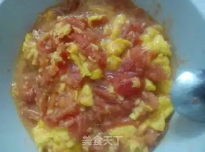 Make Tomato fried eggs. Tomato skates step 12