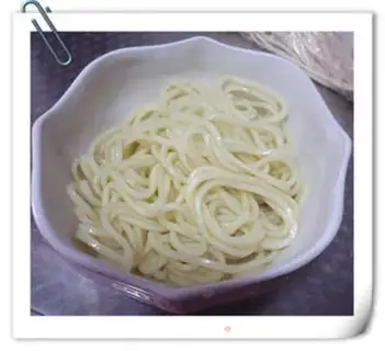 Make Mushroom chicken noodles step 7