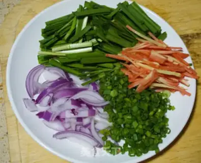 Make Korean-style pine shrimp pancakes step 7