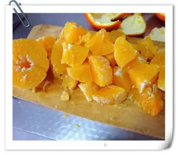 Make Fresh orange juice step 2