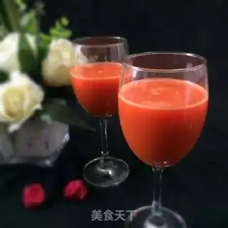 Make Fresh carrot apple juice step 4